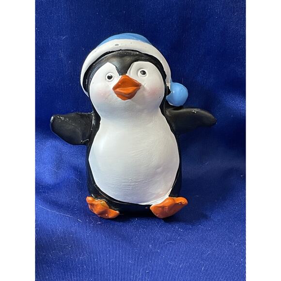 Set of 4 Christmas Holiday Miniature Decorations - Picture 2 of 5